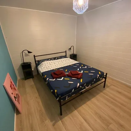 Les Ecuries Du Faubourg Holiday home Bethune